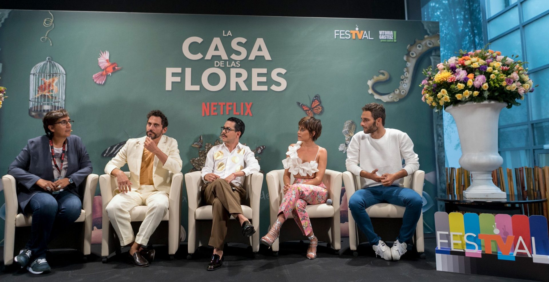 MANOLO CARO: LA CASA DE LAS FLORES ES UN HOMENAJE A LA TELENOVELA QUE A LA VEZ  PLANTEA TEMAS DE ACTUALIDAD QUE ME INTERESAN 