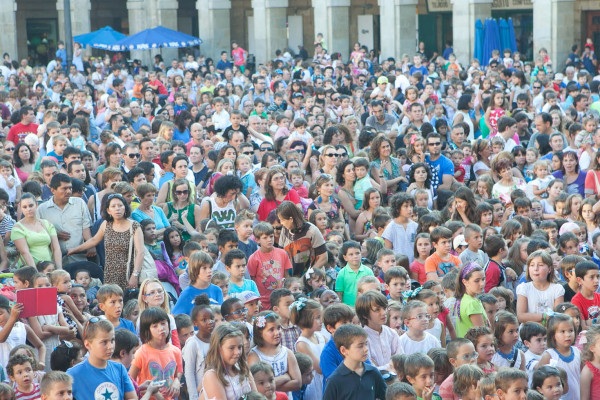 Fotografías de Clan TVE en la Plaza España